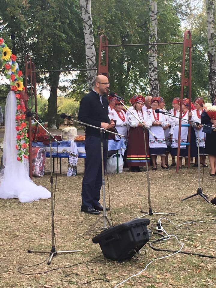 Сергій Рудик привітав мешканців Грушківки, що на Кам’янщині з днем села Сергій Рудик привітав мешканців Грушківки, що на Кам'янщині з днем села