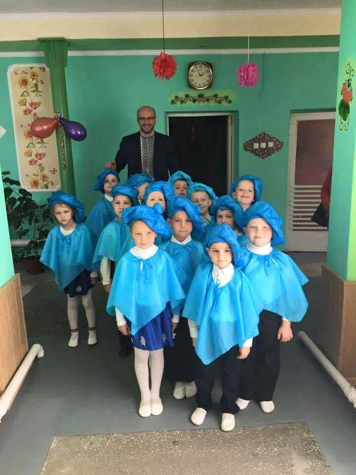 Сергій Рудик привітав вихователів та всіх дошкільних працівників з професійним святом Сергій Рудик привітав вихователів та всіх дошкільних працівників з професійним святом